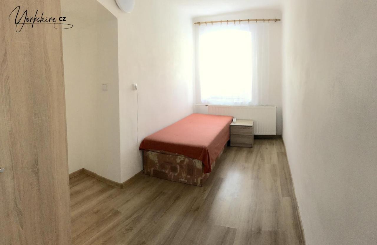 Apartment Yorkshire Bujanov Ngoại thất bức ảnh